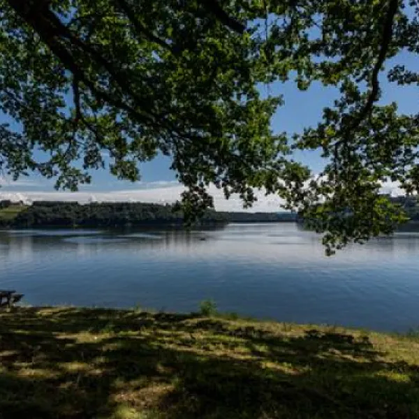 camping-les-aubazines-bort-les-orgues-acatl