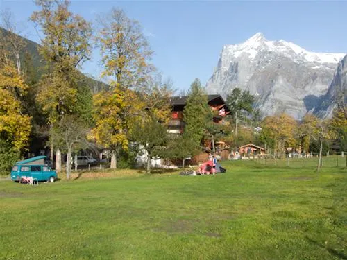 camping-eigernordwand-grindelwald-adqtf