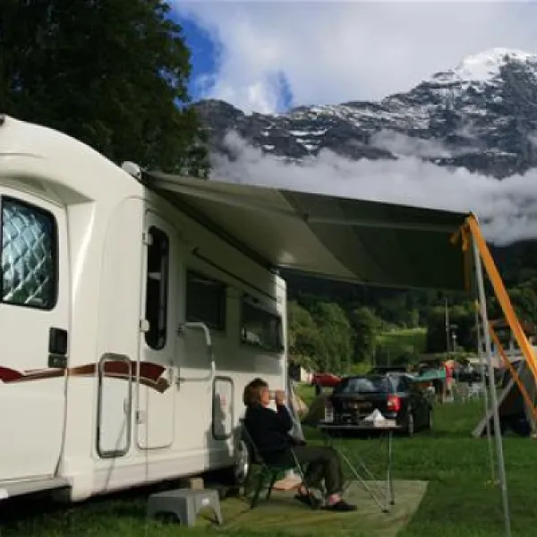 camping-eigernordwand-grindelwald-db6o8