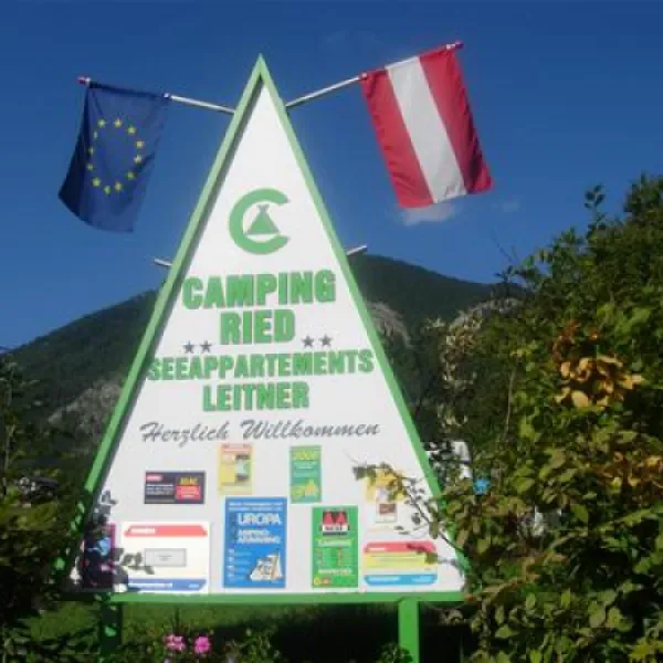 seeterrassencamping-ried-st-wolfgang-nejg5