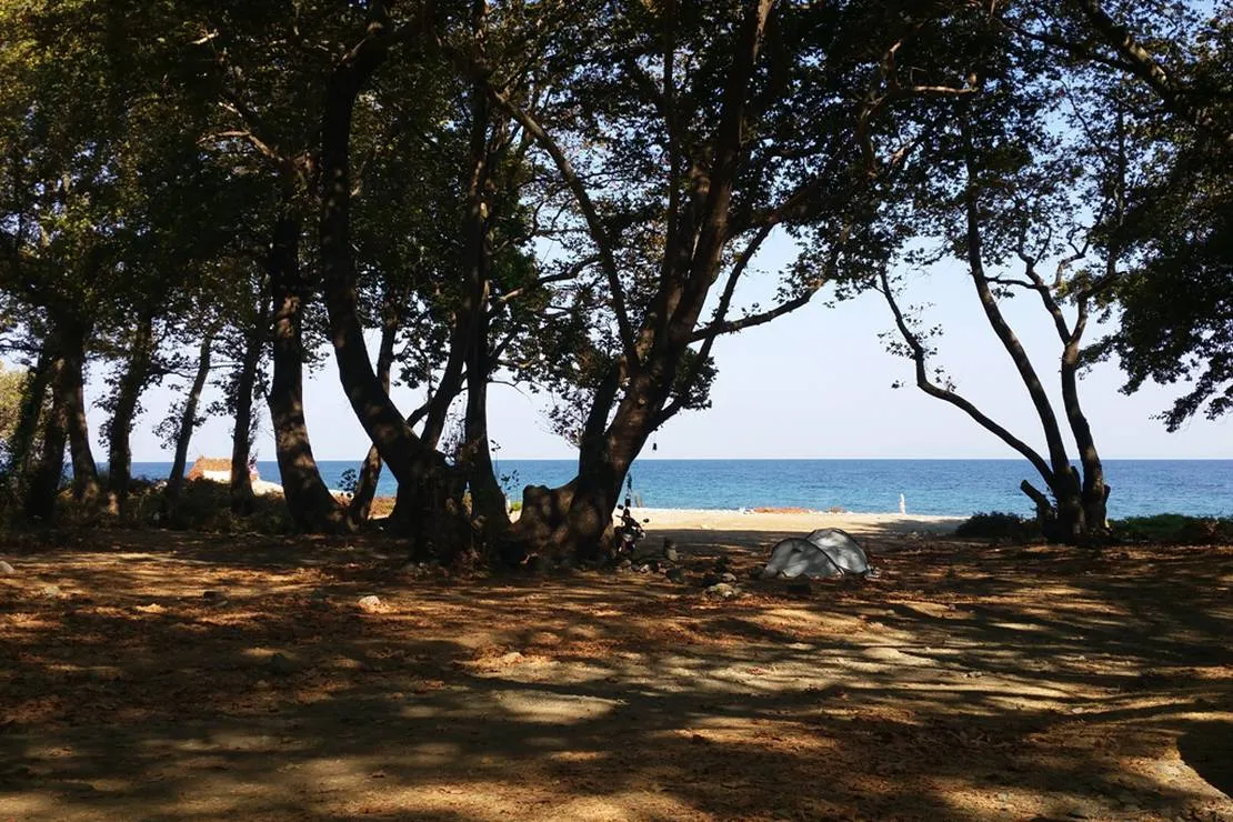 free-camping-samothraki-qkbo7