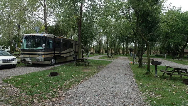 camp-sandusky-cabins-sandusky-ft3og