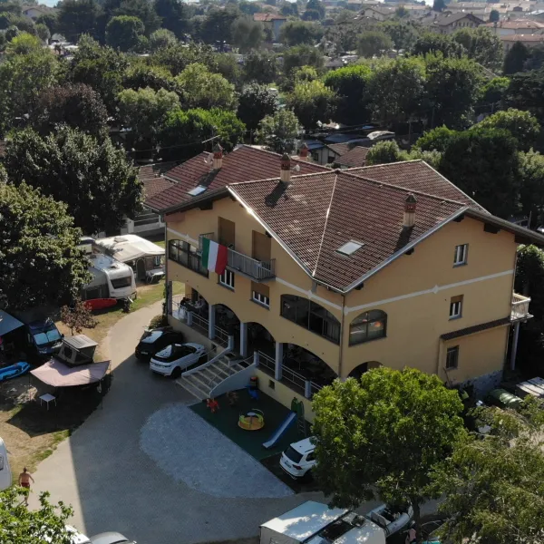 camping-solarium-domaso-8evqa