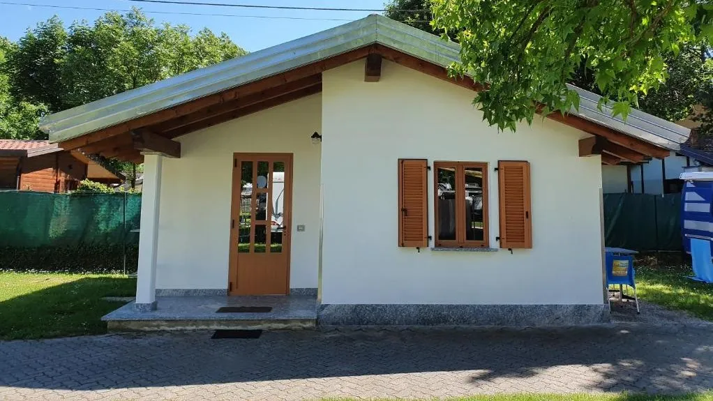 camping-solarium-domaso-h6ekt