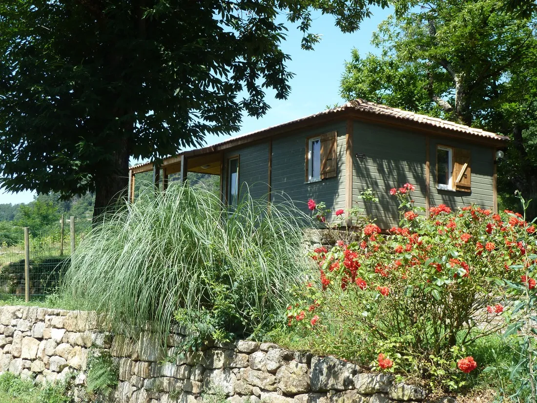 les-cruses-ribes-ardeche-9aenf