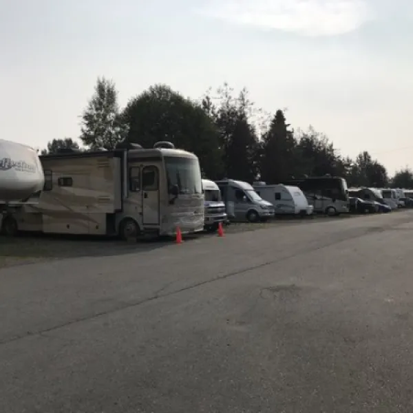 golden-nugget-rv-park-anchorage-d8gq1