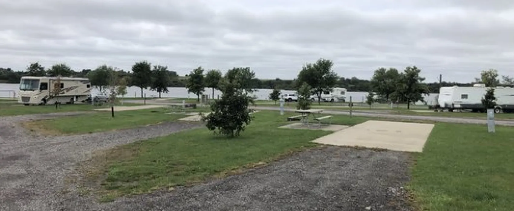 Mozingo Lake County RV Park