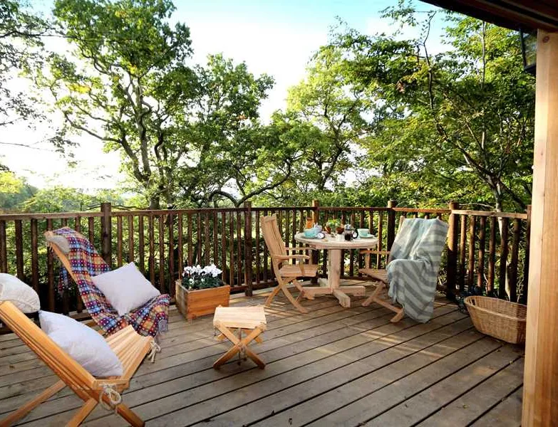 hoots-treehouse-mayfield-9moku
