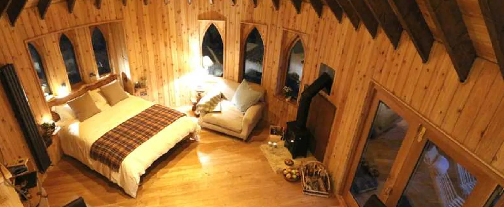 Hoots Treehouse