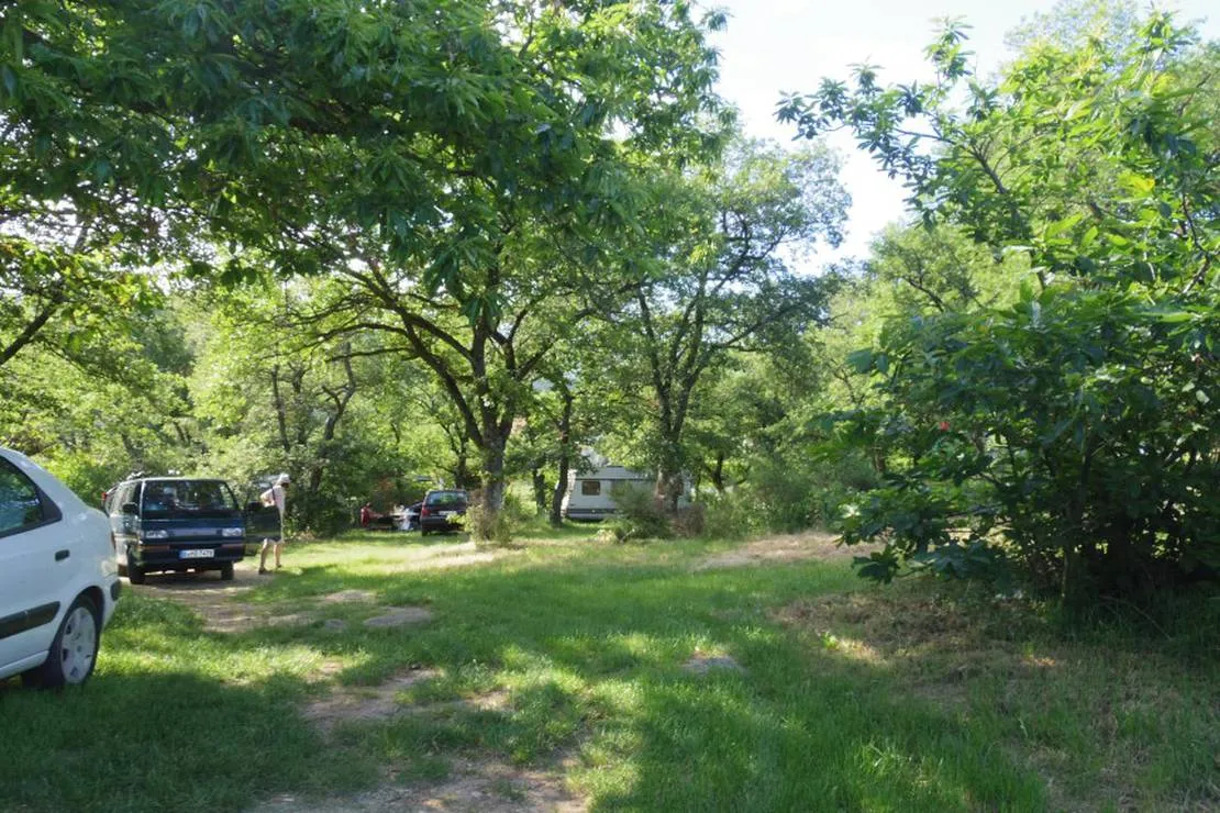 camping-rural-de-maniquet-joseph-chuyer-yuaeo
