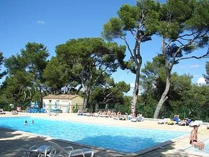 camping-flory-vaucluse-mbzrz