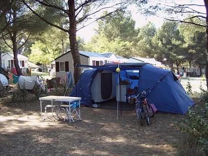 camping-flory-vaucluse-x5dcx