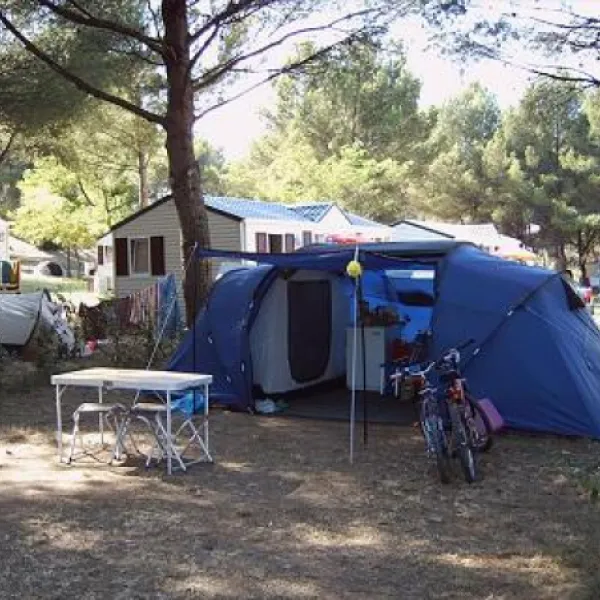 camping-flory-vaucluse-x5dcx