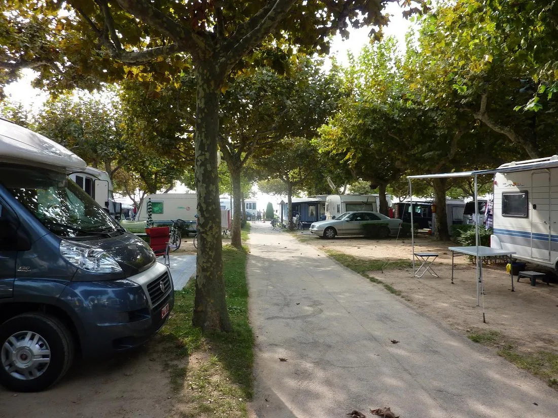 camping-europa-bardolino-oyggw