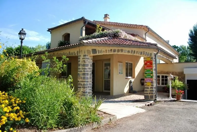camping-aire-naturelle-de-veyrac-anduze-ymvaq