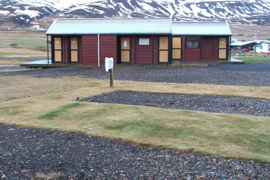 borgarfjordur-eystri-campsite-bakkagerdi-borgarfirdi-eystra-zwndm