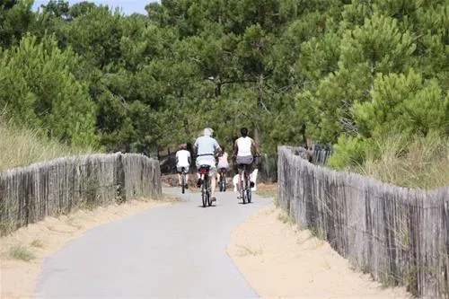 camping-la-grande-vallee-la-tranche-sur-mer-man9l