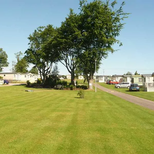 old-hall-holiday-park-york-ij89j