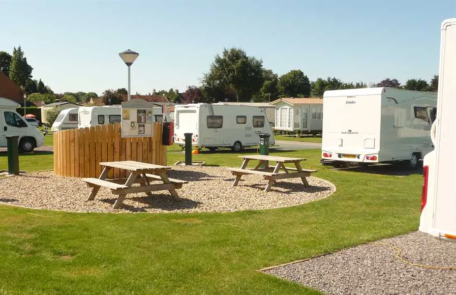 old-hall-holiday-park-york-nvq0m