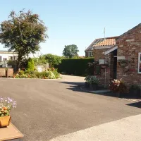 old-hall-holiday-park-york-pfqwg