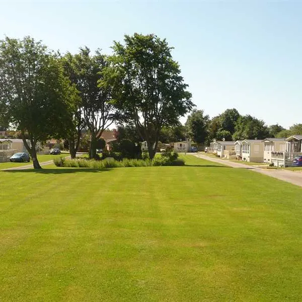 old-hall-holiday-park-york-unqc4