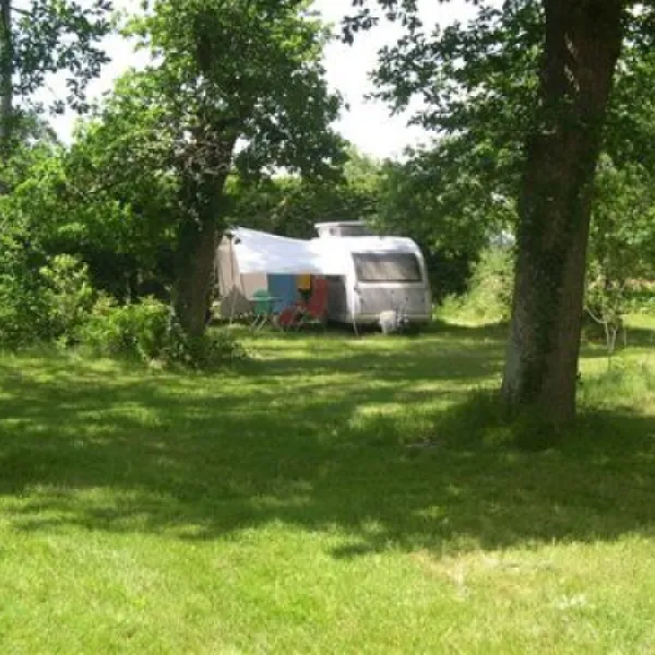 aire-naturelle-de-camping-du-toy-herm-ce54d