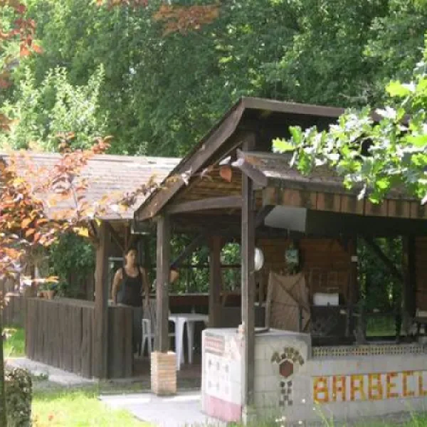 aire-naturelle-de-camping-du-toy-herm-cxygn