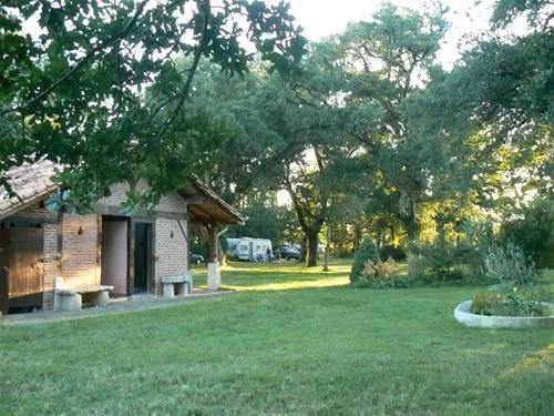 aire-naturelle-de-camping-du-toy-herm-h21ye