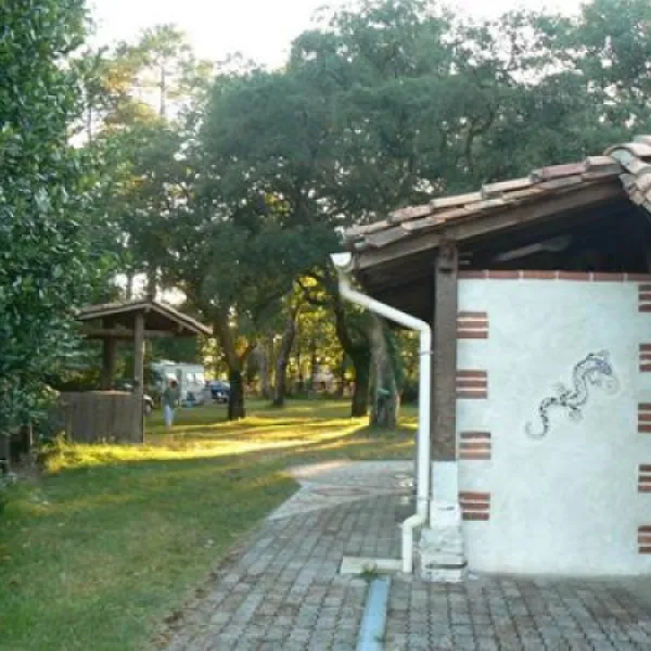 aire-naturelle-de-camping-du-toy-herm-l4dmx