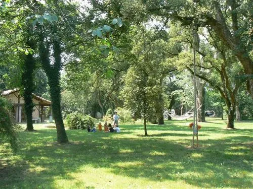 aire-naturelle-de-camping-du-toy-herm-nw1ps