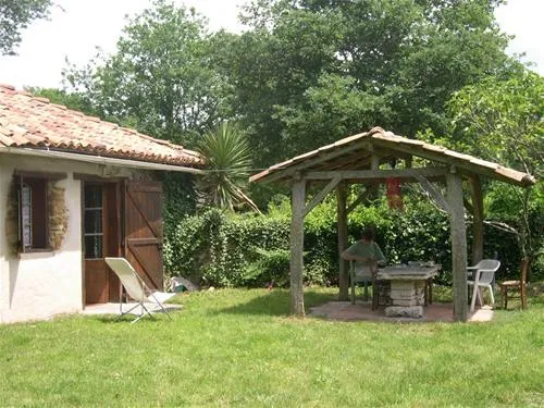 aire-naturelle-de-camping-du-toy-herm-vw6dh