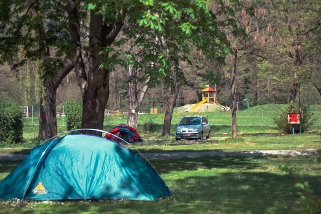 camping-innsbruck-kranebitterhof-innsbruck-dixtk