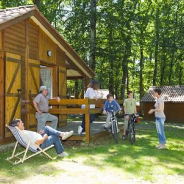 municipal-les-chalets-de-la-bessiere-lacrouzette-2ibd8