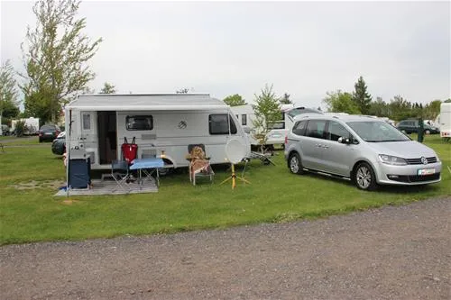 camping-freizeitpark-luxoase-kleinrhrsdorf-bei-dresden-1bnrs