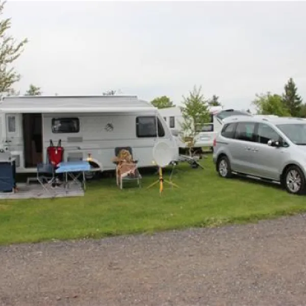 camping-freizeitpark-luxoase-kleinrhrsdorf-bei-dresden-1bnrs