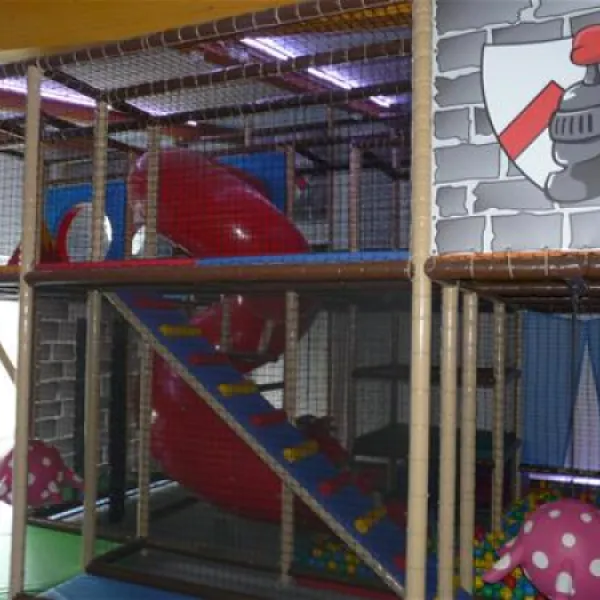 camping-freizeitpark-luxoase-kleinrhrsdorf-bei-dresden-2p9y8