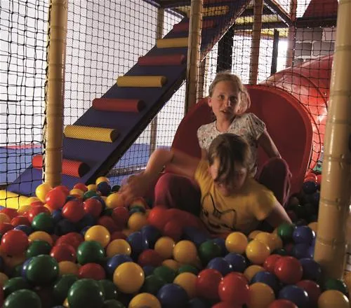 camping-freizeitpark-luxoase-kleinrhrsdorf-bei-dresden-9ngja