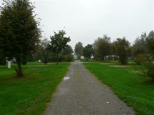 camping-freizeitpark-luxoase-kleinrhrsdorf-bei-dresden-gniem