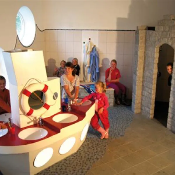 camping-freizeitpark-luxoase-kleinrhrsdorf-bei-dresden-gytdj