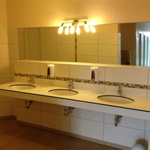 camping-freizeitpark-luxoase-kleinrhrsdorf-bei-dresden-hjtkc
