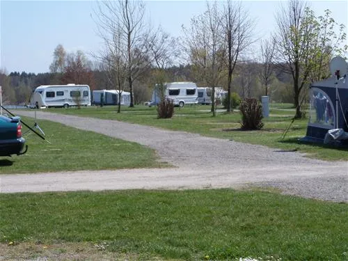 camping-freizeitpark-luxoase-kleinrhrsdorf-bei-dresden-levat