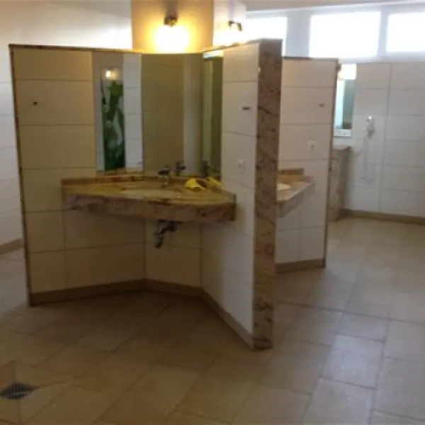 camping-freizeitpark-luxoase-kleinrhrsdorf-bei-dresden-ljudn