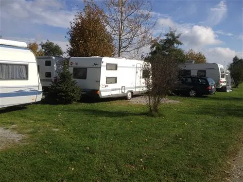 camping-freizeitpark-luxoase-kleinrhrsdorf-bei-dresden-rcbcw