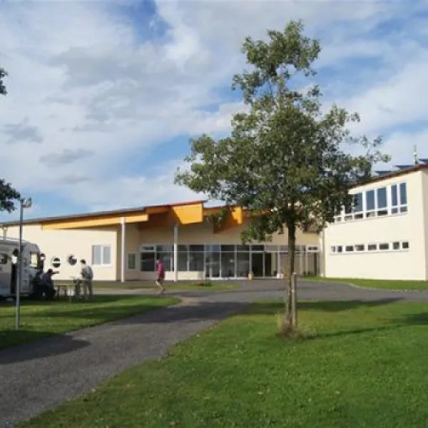 camping-freizeitpark-luxoase-kleinrhrsdorf-bei-dresden-rs0sf