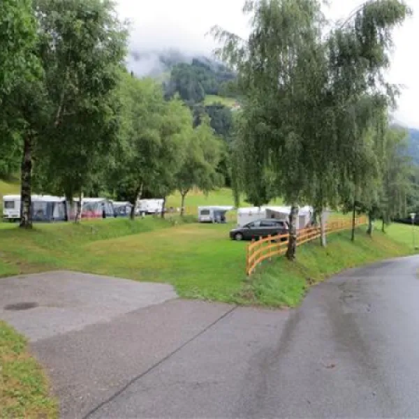 camping-am-bauernhof-bergfriede-steinfeld-6vzus