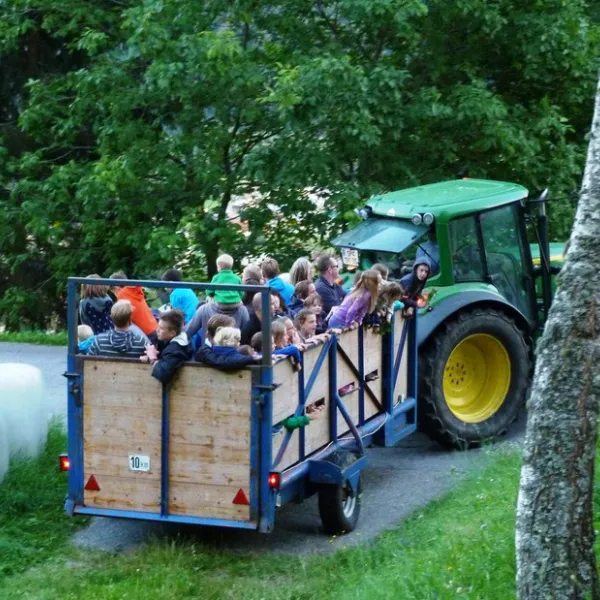 camping-am-bauernhof-bergfriede-steinfeld-dgrww