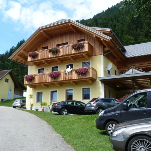 camping-am-bauernhof-bergfriede-steinfeld-ec3fq