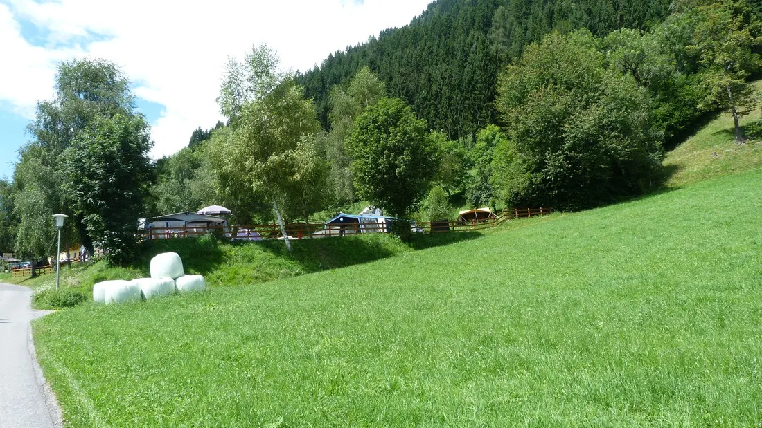 camping-am-bauernhof-bergfriede-steinfeld-zrt7r