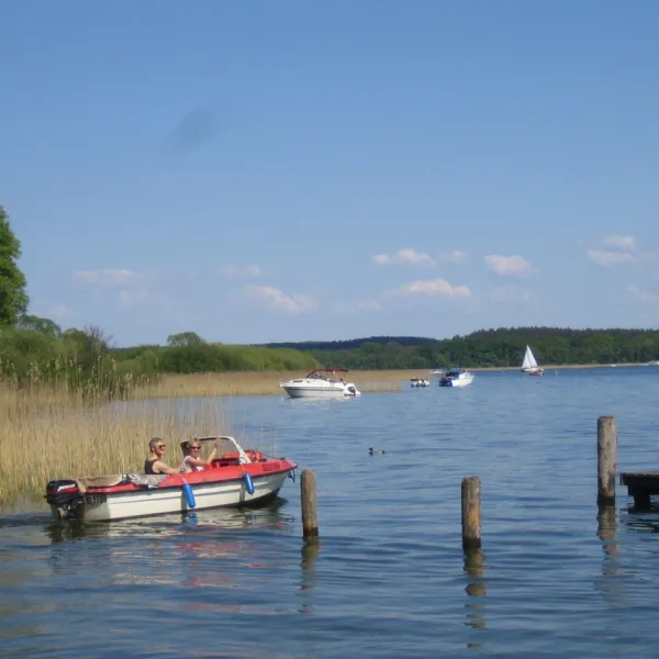 campingpark-zuruf-plau-am-see-pltzenhhe-tiiii