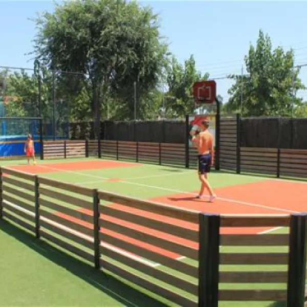 camping-caballo-de-mar-pineda-de-mar-wegzk